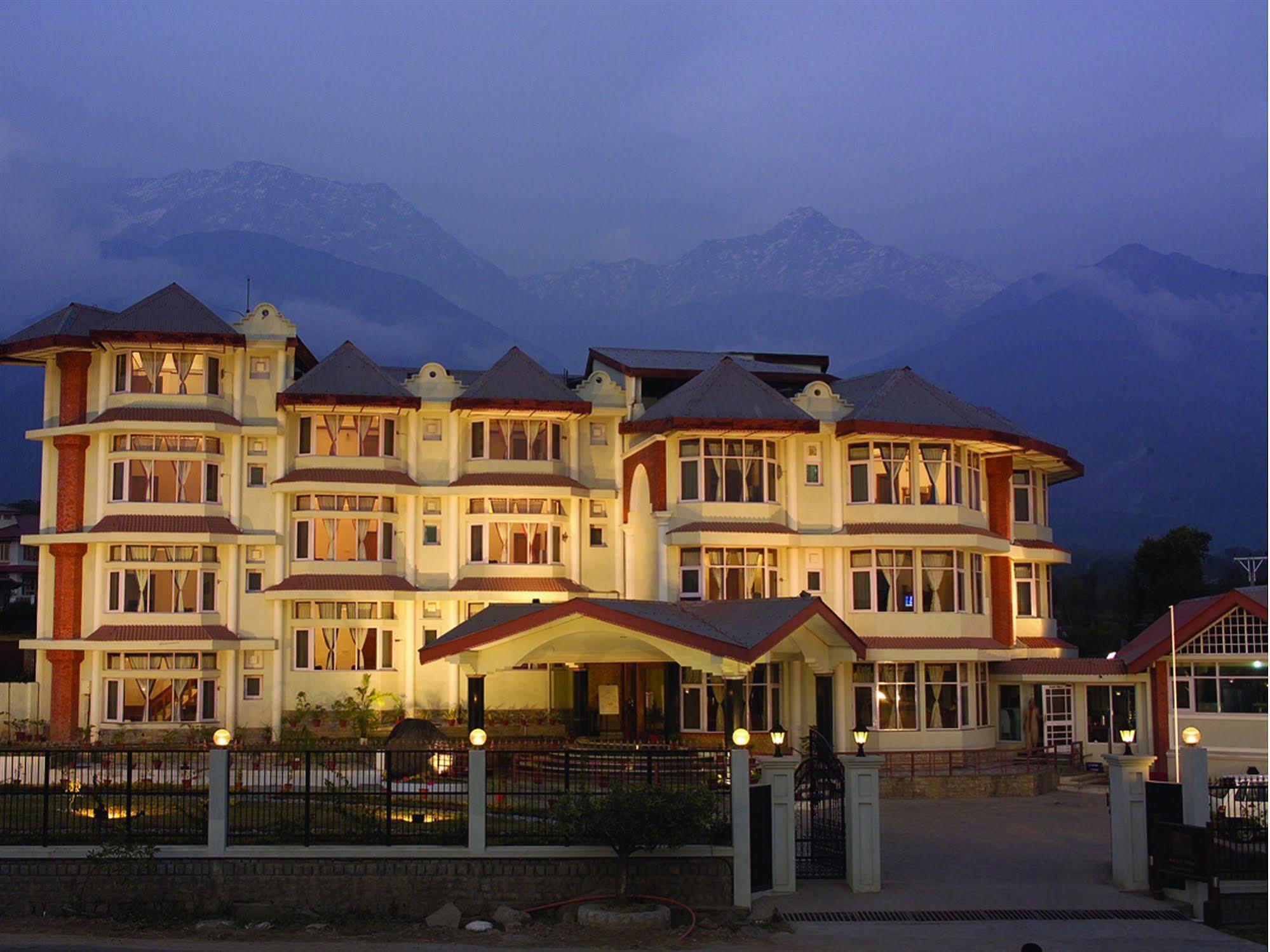 Club Mahindra Dharamshala Hotell Eksteriør bilde